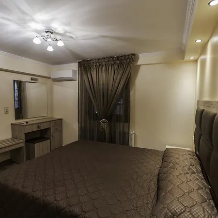 Dryades Apartments&studios *