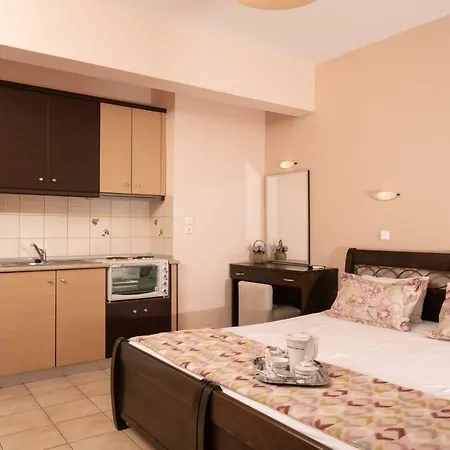 Dryades Apartments&studios *