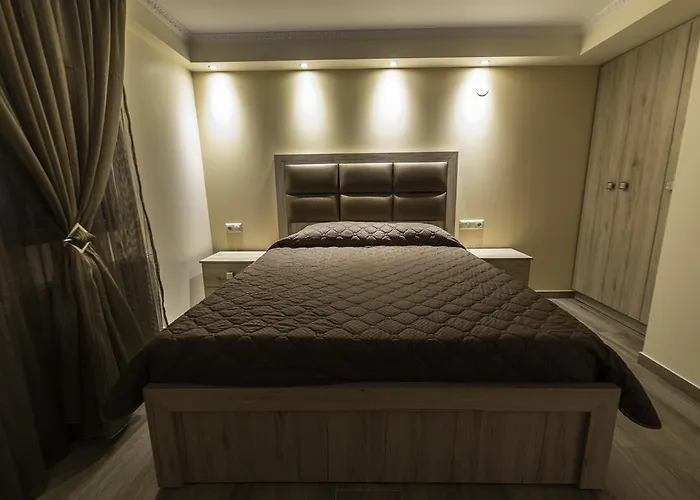 Dryades & Skala Potamias